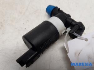 Begagnade Pump, vindrutespolare Citroen C4 Grand Picasso (UA) 2.0 16V Autom. Pris € 10,00 Marginaltabell erbjuds av Maresia Parts