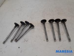 Begagnade Insugsventil Peugeot Expert (V1/VA/VB/VE/VF/VT/VY) 2.0 Blue HDi 120 16V Pris € 48,40 Inklusive moms erbjuds av Maresia Parts