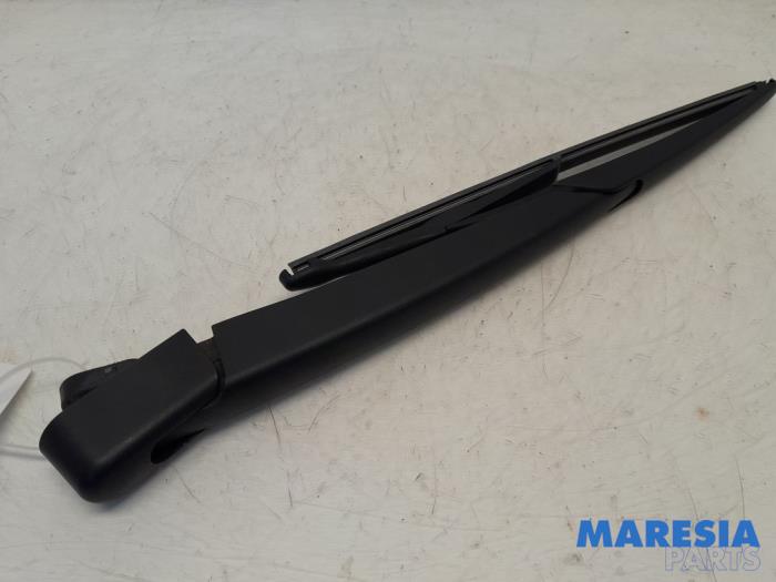 Ruitenwisserarm achter van een Renault Grand Scénic III (JZ) 1.4 16V TCe 130 2010