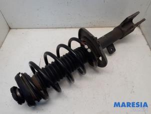 Gebruikte Voorpoot rechts Peugeot 5008 I (0A/0E) 1.6 VTI 16V Prijs € 50,00 Margeregeling aangeboden door Maresia Parts