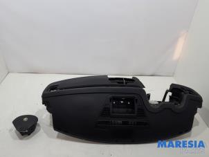 Begagnade Airbag set + instrumentbräda Alfa Romeo Giulietta (940) 1.4 TB 16V MultiAir Pris € 499,00 Marginaltabell erbjuds av Maresia Parts