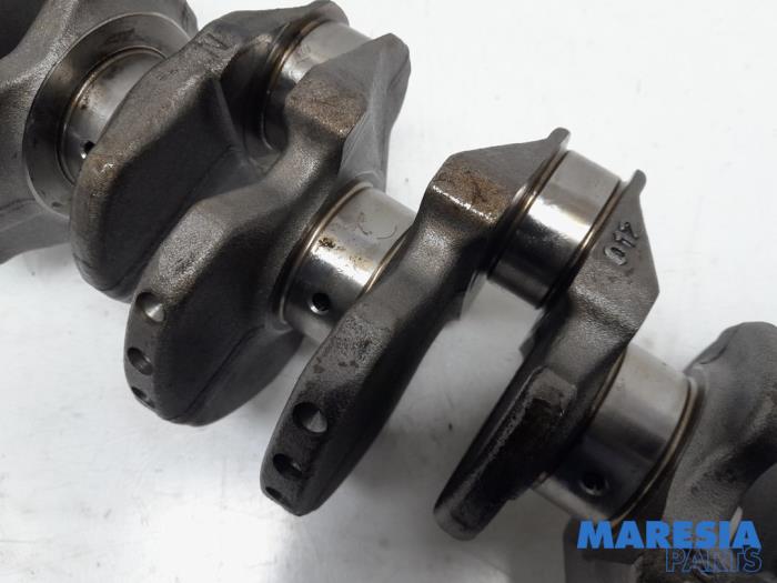 Vevaxel från en Citroën C4 Grand Picasso (3A) 1.6 HDiF, Blue HDi 115 2014