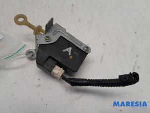 Begagnade Motor, baklucka Citroen C1 1.0 12V Pris € 20,00 Marginaltabell erbjuds av Maresia Parts