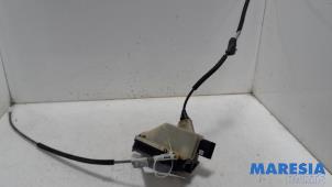 Gebruikte Deurslot Mechaniek 4Deurs rechts-achter Citroen C4 Berline (NC) 1.4 16V VTi Prijs € 45,00 Margeregeling aangeboden door Maresia Parts