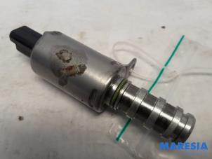 Begagnade Kamaxelsensor Peugeot 208 I (CA/CC/CK/CL) 1.2 12V e-THP PureTech 110 Pris € 29,99 Marginaltabell erbjuds av Maresia Parts