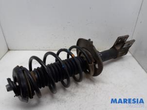 Gebruikte Mac Phersonpoot links-voor Citroen C4 Berline (NC) 1.4 16V VTi Prijs € 50,00 Margeregeling aangeboden door Maresia Parts