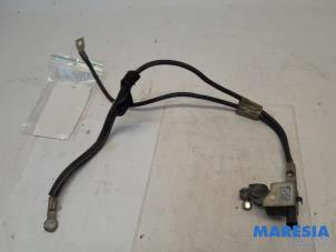 Begagnade Batterisensor Peugeot 3008 I (0U/HU) 1.6 16V THP 155 Pris € 35,00 Marginaltabell erbjuds av Maresia Parts