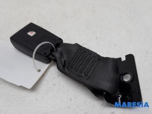 Gebruikte Veiligheidsgordel Insteek rechts-achter Fiat 500C (312) 0.9 TwinAir 85 Prijs € 15,00 Margeregeling aangeboden door Maresia Parts