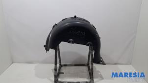 Begagnade Isolering, hjulhus Toyota ProAce 2.0 D-4D 122 16V Worker Pris € 42,35 Inklusive moms erbjuds av Maresia Parts