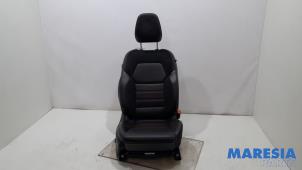 Begagnade Säte, höger Renault Arkana (RJLL) 1.6 E-Tech 145 16V Pris € 449,99 Marginaltabell erbjuds av Maresia Parts
