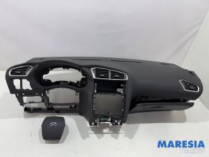 Gebruikte Airbag set + dashboard Citroen C4 Berline (NC) 1.6 16V VTi Prijs € 349,99 Margeregeling aangeboden door Maresia Parts