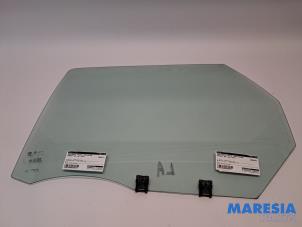 Begagnade Dörrfönster, 4-dörrars, vänster bak Peugeot 308 SW (L4/L9/LC/LJ/LR) 1.2 12V e-THP PureTech 110 Pris € 25,00 Marginaltabell erbjuds av Maresia Parts