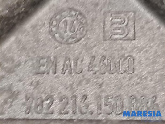 Fäste, växellåda från en Alfa Romeo Giulia (952) 2.2d 150 16V 2017