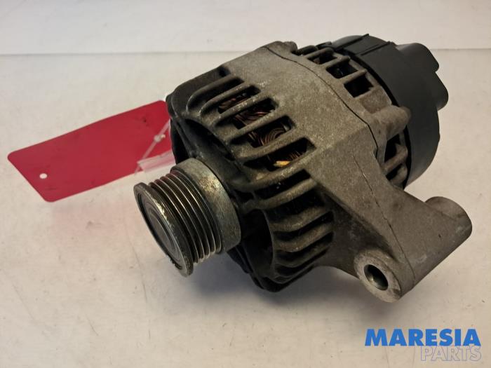 Dynamo från en Abarth 500C/595C/695C 1.4 T-Jet 16V 2010