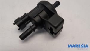 Używane Zawór prózniowy Fiat 500 (312) 0.9 TwinAir 80 Cena € 25,00 Procedura marży oferowane przez Maresia Parts