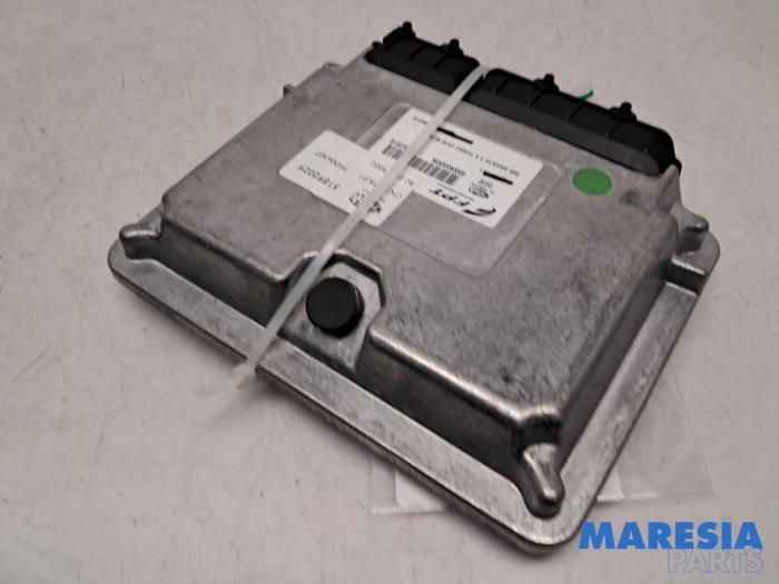 Dator, automatisk växellåda från en Abarth 500C/595C/695C 1.4 T-Jet 16V 2010