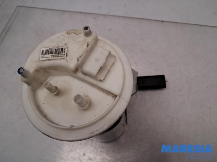 Elektrisk bränslepump från en Abarth 500C/595C/695C 1.4 T-Jet 16V 2010