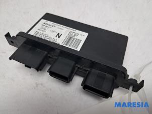 Begagnade Dator (diverse) Renault Clio III Estate/Grandtour (KR) 1.2 16V TCE 100 Pris € 90,00 Marginaltabell erbjuds av Maresia Parts