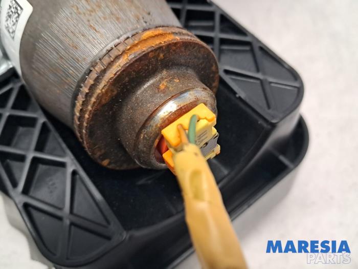 Höger airbag (instrumentbräda) från en Fiat 500 (312) 1.2 2011