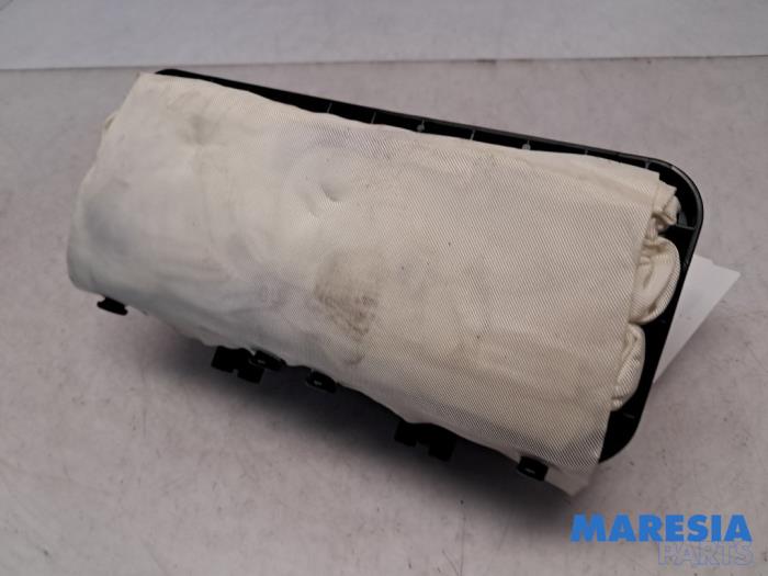 Höger airbag (instrumentbräda) från en Fiat 500 (312) 1.2 2011