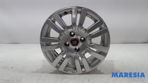 Gebruikte Velg Fiat Punto III (199) 0.9 TwinAir Turbo 100 Prijs € 89,00 Margeregeling aangeboden door Maresia Parts