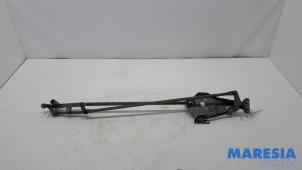 Begagnade Torkarmekanism Renault Espace (JK) 2.0 Turbo 16V Grand Espace Pris € 19,95 Marginaltabell erbjuds av Maresia Parts