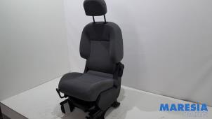 Używane Fotel lewy Peugeot Partner (GC/GF/GG/GJ/GK) 1.6 BlueHDI 75 Cena € 107,69 Z VAT oferowane przez Maresia Parts