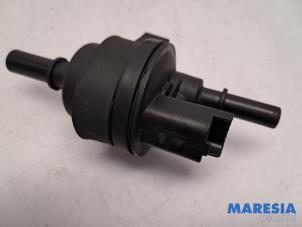 Używane Zawór prózniowy Citroen C3 (SC) 1.2 VTi 82 12V Cena € 25,00 Procedura marży oferowane przez Maresia Parts