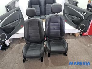 Begagnade Klädsel, uppsättning (komplett) Renault Megane III CC (EZ) 1.4 16V TCe 130 Pris € 650,00 Marginaltabell erbjuds av Maresia Parts