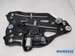 Gebruikte Raammechaniek 2Deurs links-achter Renault Megane III CC (EZ) 1.4 16V TCe 130 Prijs € 249,00 Margeregeling aangeboden door Maresia Parts