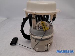 Begagnade Elektrisk bränslepump Peugeot 206 (2A/C/H/J/S) 1.6 16V Pris € 20,00 Marginaltabell erbjuds av Maresia Parts
