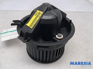 Begagnade Fläktmotor för uppvärmning och ventilation Alfa Romeo Giulietta (940) 1.4 TB 16V MultiAir Pris € 75,00 Marginaltabell erbjuds av Maresia Parts