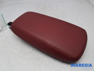 Begagnade Armstöd Alfa Romeo Giulia (952) 2.0 T 16V Veloce Pris € 89,99 Marginaltabell erbjuds av Maresia Parts