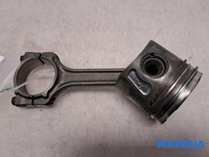 Używane Korbowód Fiat Grande Punto (199) 1.3 JTD Multijet 16V 85 Actual Cena € 59,99 Procedura marży oferowane przez Maresia Parts