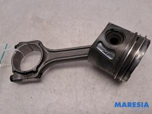 Używane Korbowód Fiat Grande Punto (199) 1.3 JTD Multijet 16V 85 Actual Cena € 59,99 Procedura marży oferowane przez Maresia Parts