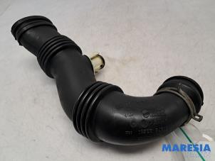Gebruikte Aanzuigslang Lucht Citroen Jumpy (G9) 1.6 HDI 16V Prijs € 27,23 Inclusief btw aangeboden door Maresia Parts