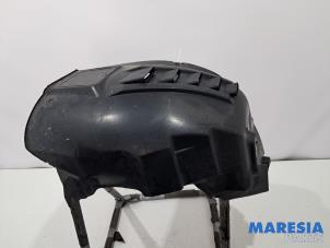 Begagnade Isolering, hjulhus Fiat Ducato (250) 2.3 D 120 Multijet Pris € 30,25 Inklusive moms erbjuds av Maresia Parts