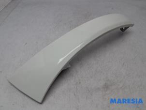 Begagnade Strålkastarlist, vänster Fiat Ducato (250) 2.3 D 120 Multijet Pris € 30,25 Inklusive moms erbjuds av Maresia Parts