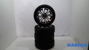 Begagnade Hjuluppsättning + däck Citroen C3 (SX/SW) 1.2 Vti 12V PureTech Pris € 650,00 Marginaltabell erbjuds av Maresia Parts