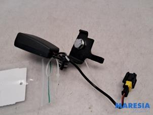 Gebruikte Veiligheidsgordel Insteek links-achter Alfa Romeo Giulietta (940) 1.4 TB 16V MultiAir Prijs € 25,00 Margeregeling aangeboden door Maresia Parts