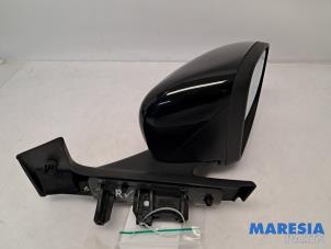 Begagnade Skärmspegel, höger Renault Zoé (AG) R90 Pris € 125,00 Marginaltabell erbjuds av Maresia Parts