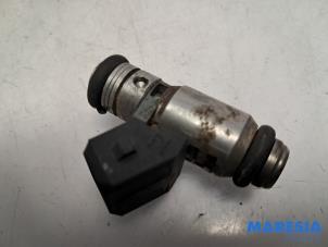 Begagnade Insprutare (bensin) Fiat Palio Weekend (178D) 1.6 16V Pris € 42,50 Marginaltabell erbjuds av Maresia Parts