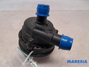 Begagnade Extra vattenpump Alfa Romeo Giulia (952) 2.0 T 16V Pris € 120,00 Marginaltabell erbjuds av Maresia Parts