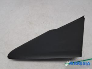 Gebruikte A-stijl Afdekkap links Renault Captur (2R) 0.9 Energy TCE 12V Prijs € 15,00 Margeregeling aangeboden door Maresia Parts