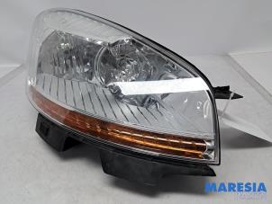 Begagnade Strålkastare, höger Citroen C4 Picasso (UD/UE/UF) 1.6 16V THP Sensodrive Pris € 144,99 Marginaltabell erbjuds av Maresia Parts