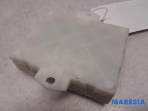 Begagnade Motor, bakluckemodul Renault Talisman Estate (RFDK) 1.6 Energy TCe 150 Pris € 80,00 Marginaltabell erbjuds av Maresia Parts