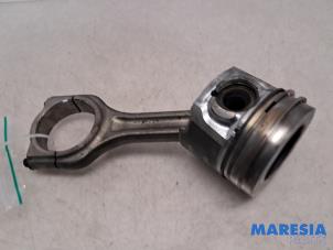 Begagnade Vevstake Citroen C4 Picasso (3D/3E) 1.6 e-HDi 115 Pris € 50,00 Marginaltabell erbjuds av Maresia Parts