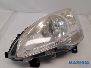 Begagnade Strålkastare, vänster Citroen Berlingo Cinqspace, Multispace 1.6 VTi 95 16V Pris € 99,00 Marginaltabell erbjuds av Maresia Parts
