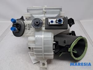 Gebruikte Kachelhuis Peugeot 2008 (CU) 1.6 VTI 16V Prijs € 195,00 Margeregeling aangeboden door Maresia Parts