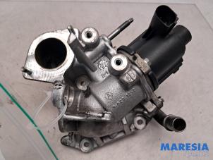 Używane Zawór EGR Renault Megane III Grandtour (KZ) 1.5 dCi 110 Cena € 89,00 Procedura marży oferowane przez Maresia Parts
